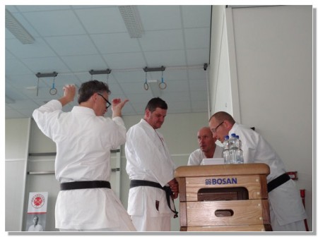 Even overleggen of iedereen het goed genoeg deed.